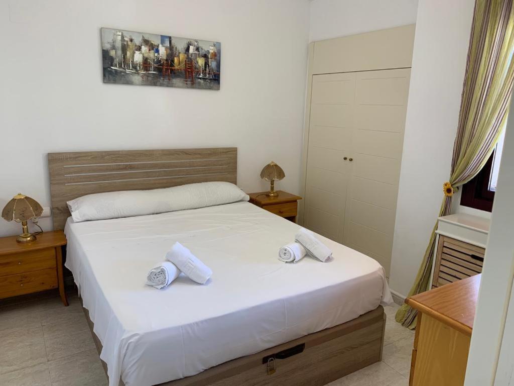 Service Apart Lazaro - Coral Beach - Vistas 칼페 외부 사진